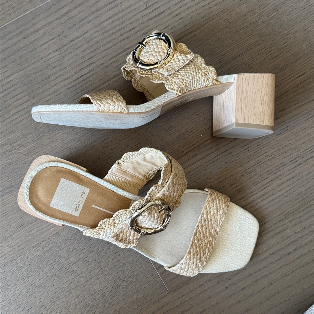 Dolce Vita | Size 8.5 | Women's Zophy Wooden Wicker Vacation Buckle Sandals